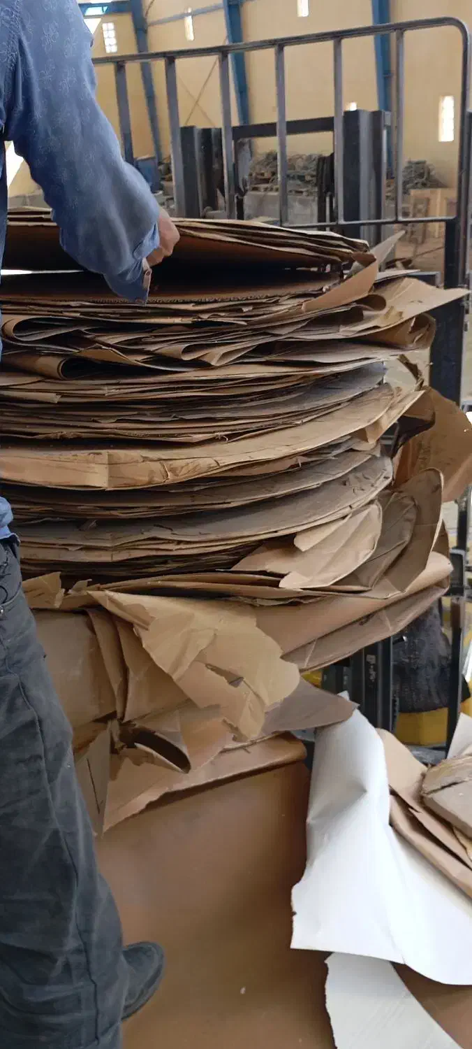 خریدار ضایعات کارتن کیلو22هزار|خدمات پیشه و مهارت|قم, قلعه کامکار|دیوار