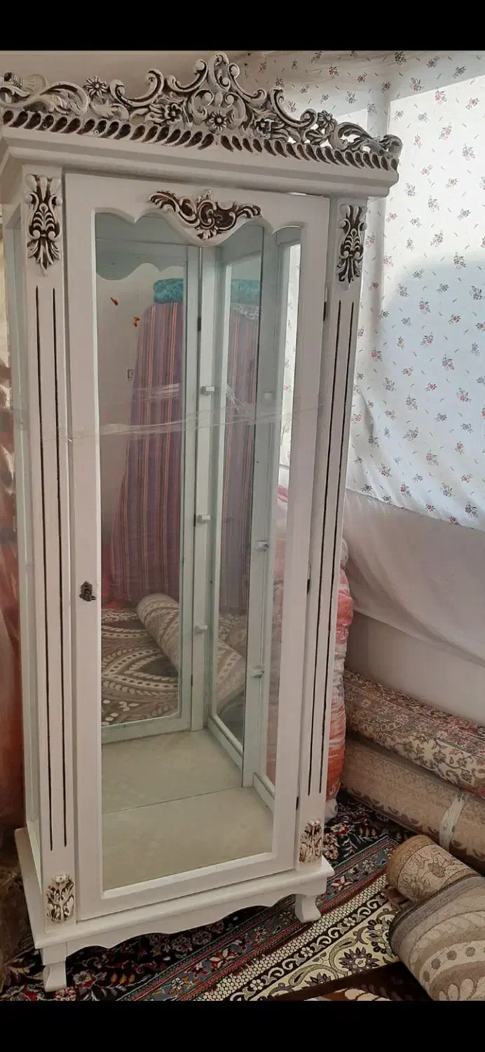 میز تلویزیون و ویترین نو|بوفه، ویترین، کنسول|نسیم‌شهر, |دیوار