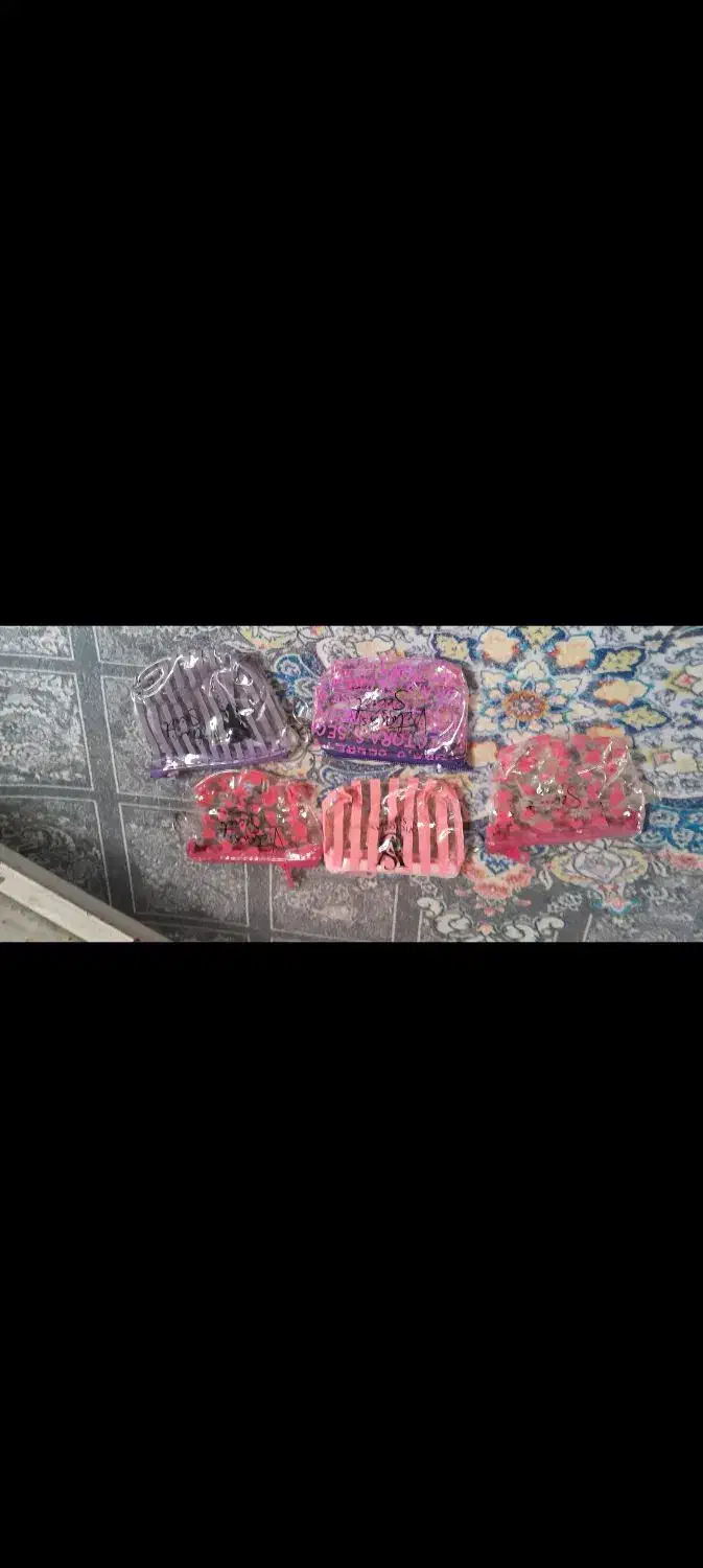 لوازم تحریر ومانتو بارانی قیمت ارزان درهرتعداد|لوازم التحریر|جوانرود, |دیوار