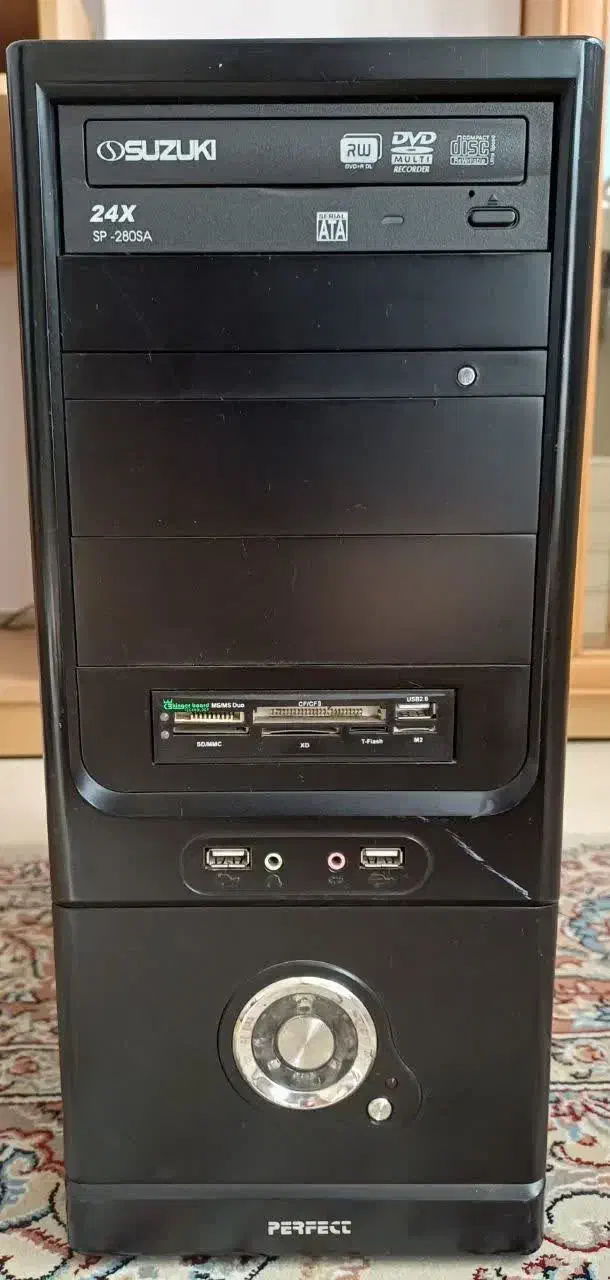 کیس کامپیوتر و مانیتور|رایانه رومیزی|محمدشهر, محمدشهر|دیوار