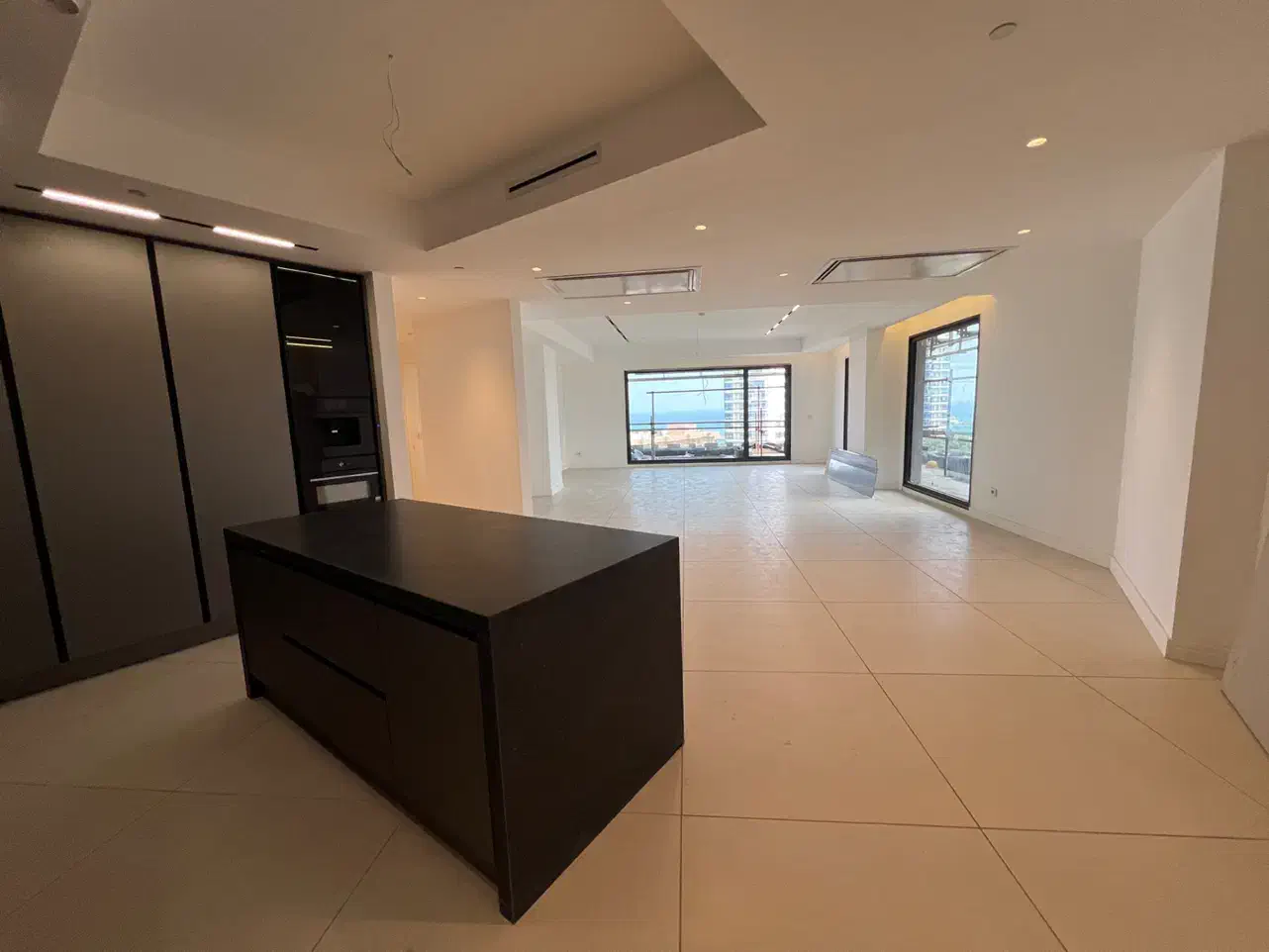 برج نارگون ۲۳۵متر ۳خواب ویو دریا/منطقه مرجان|پیش‌فروش املاک|کیش, |دیوار