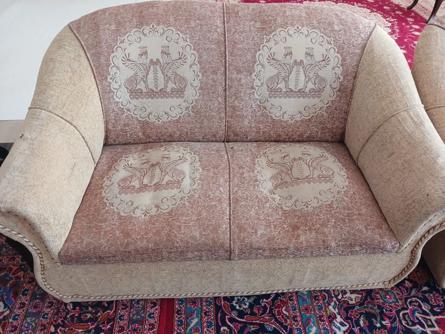 مبل کارکرده|مبلمان خانگی و میز عسلی|بناب, |دیوار