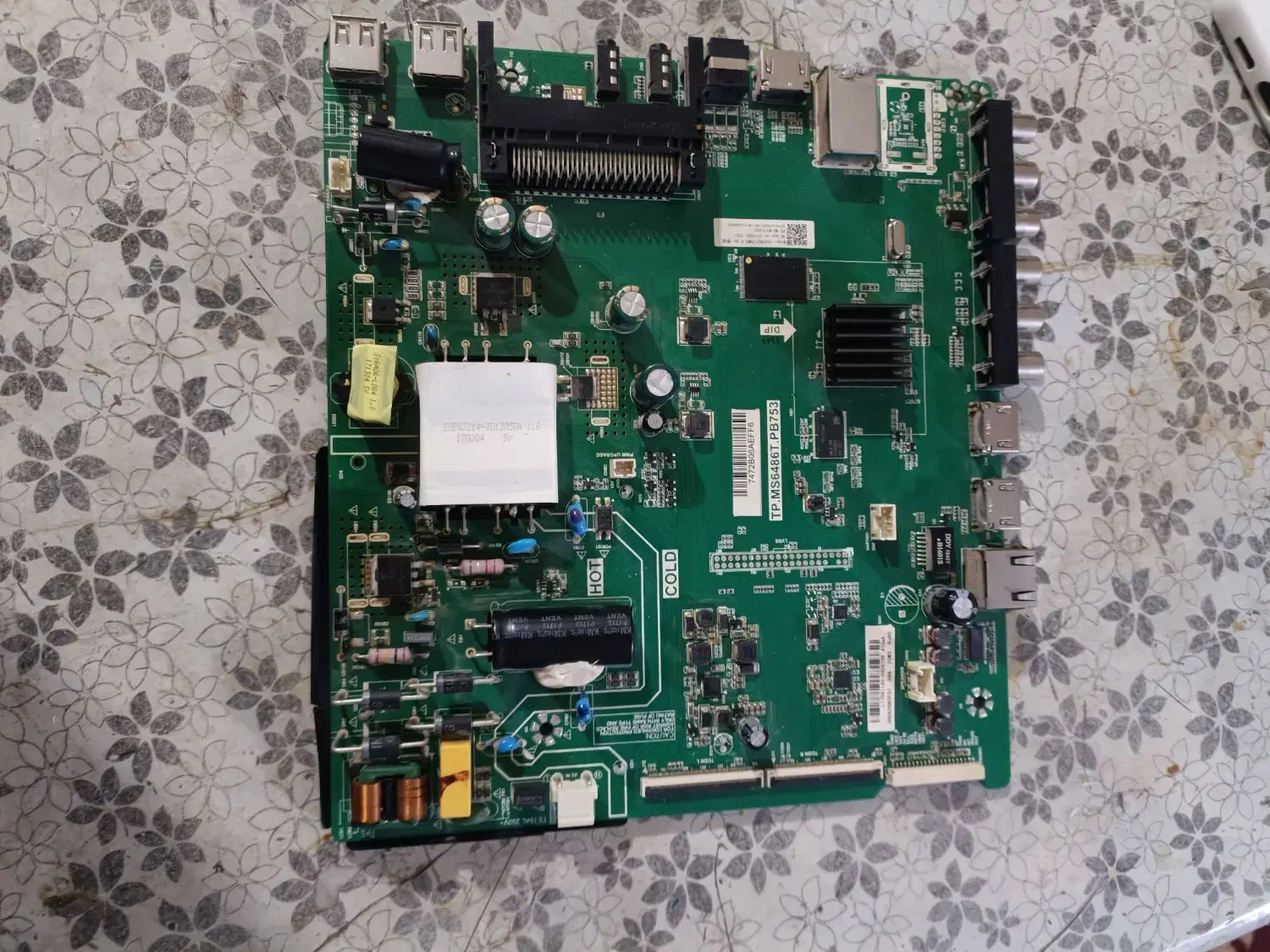 برد تلویزیون هایسنس|تلویزیون و پروژکتور|مشهد, ملکآباد|دیوار