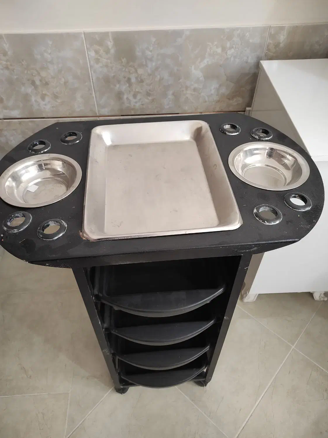 ترولی،صندلی و سرشور سیار|آرایشگاه و سالنهای زیبایی|اصفهان, فیض|دیوار