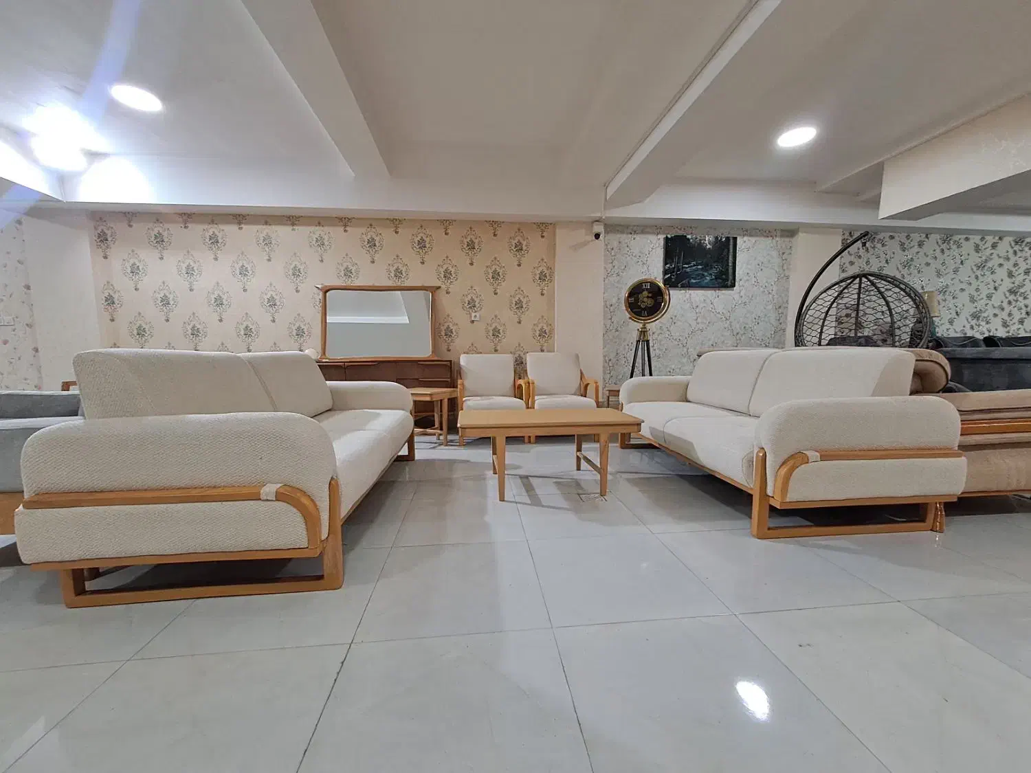 مبل گانار|مبلمان خانگی و میز عسلی|شاهین دژ, |دیوار