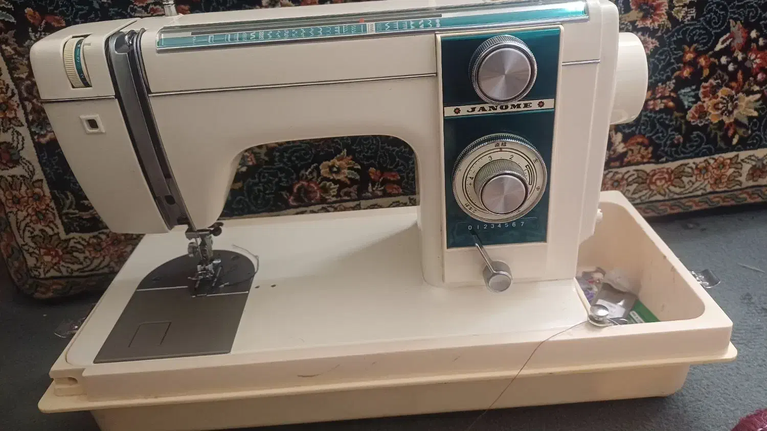 چرخ خیاطی ژانومه مدل 811|چرخ خیاطی و ریسندگی|چابهار, |دیوار