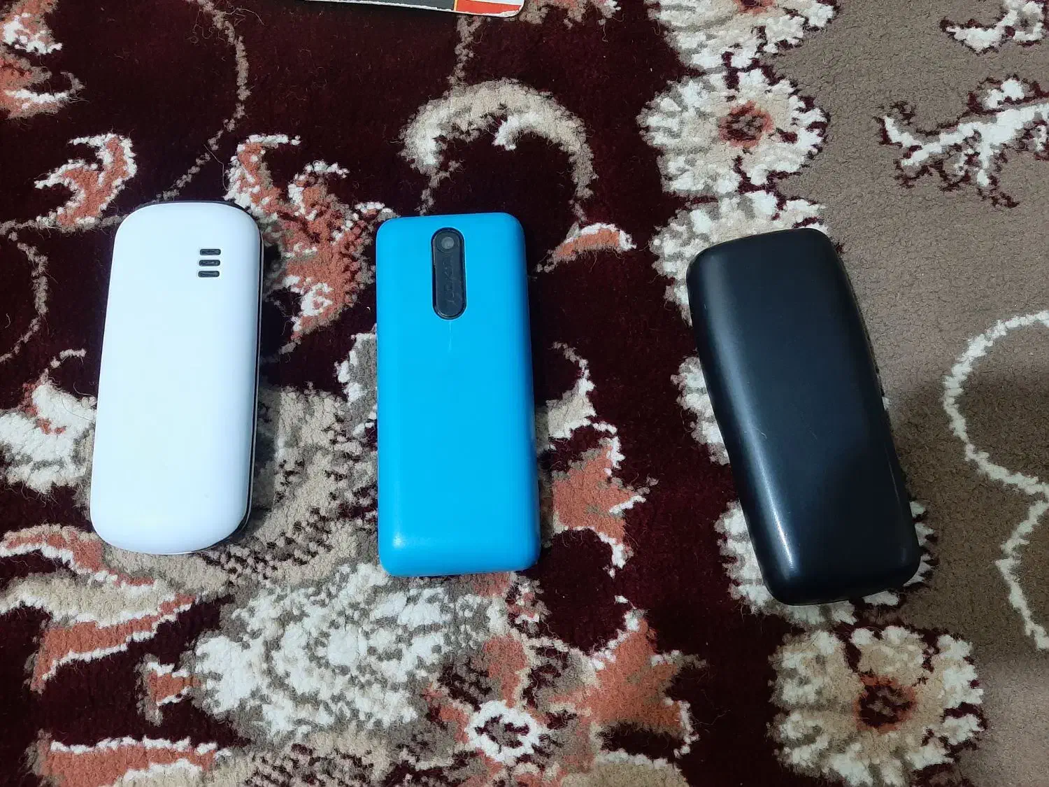 گوشی نوکیا ساده ۳تا بافلش و ساعت سراوان|موبایل|سراوان, |دیوار