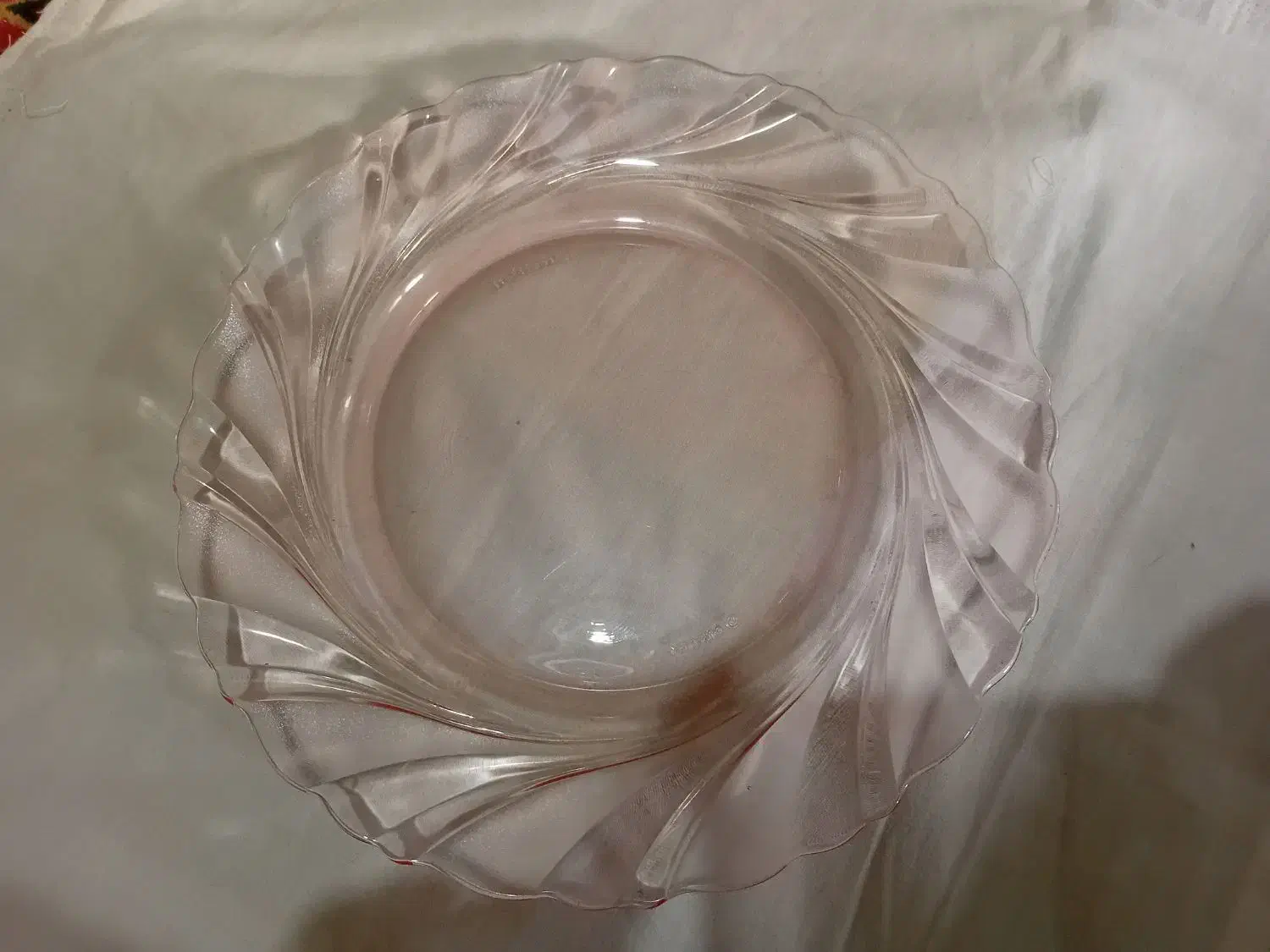 فروش پشقاب پیرکس صورتی اصل .یک دست پلو خوری ۶۰۰ت|ظروف سرو و پذیرایی|تهران, طیب|دیوار