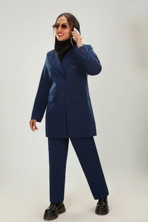 کت و شلوار دکمه دوبل|لباس|اصفهان, نقش جهان|دیوار