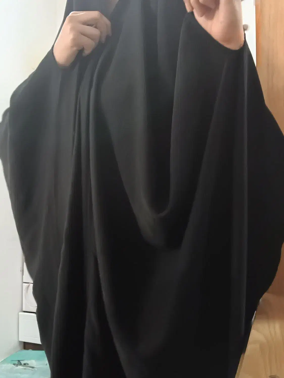 چادر عربی|لباس|اصفهان, شیخ طوسی|دیوار