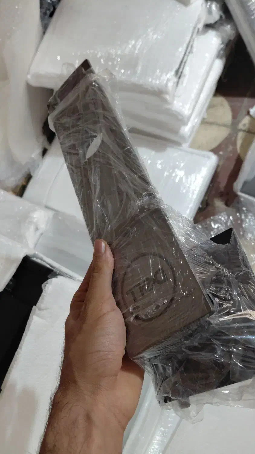 فروش انواع  مانیتور انواع دل و لنووt24i-10|قطعات و لوازم جانبی رایانه|تهران, آذربایجان|دیوار