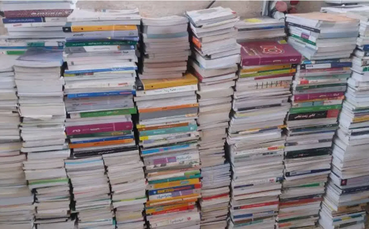 خرید ضایعات کتاب و کارتون آهن و ...|عمدهفروشی|قم, زینبیه|دیوار