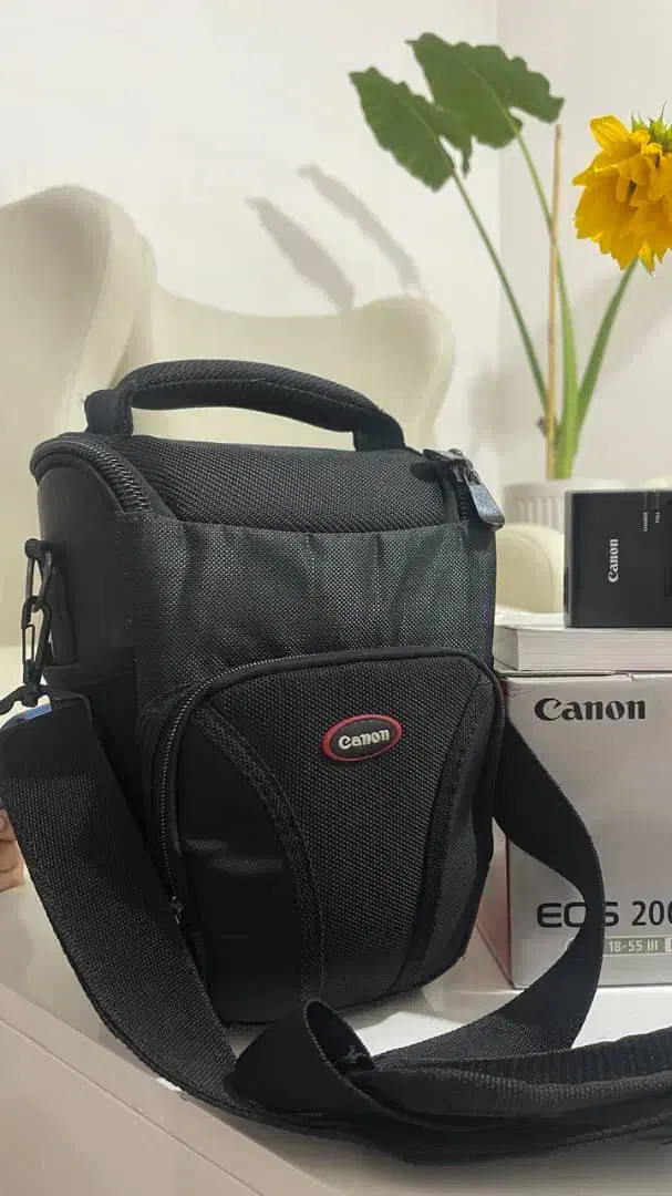 دوربین عکاسی و فیلم برداری حرفه ای (لنز 18.55)|دوربین عکاسی و فیلمبرداری|شهریار, شهریار|دیوار