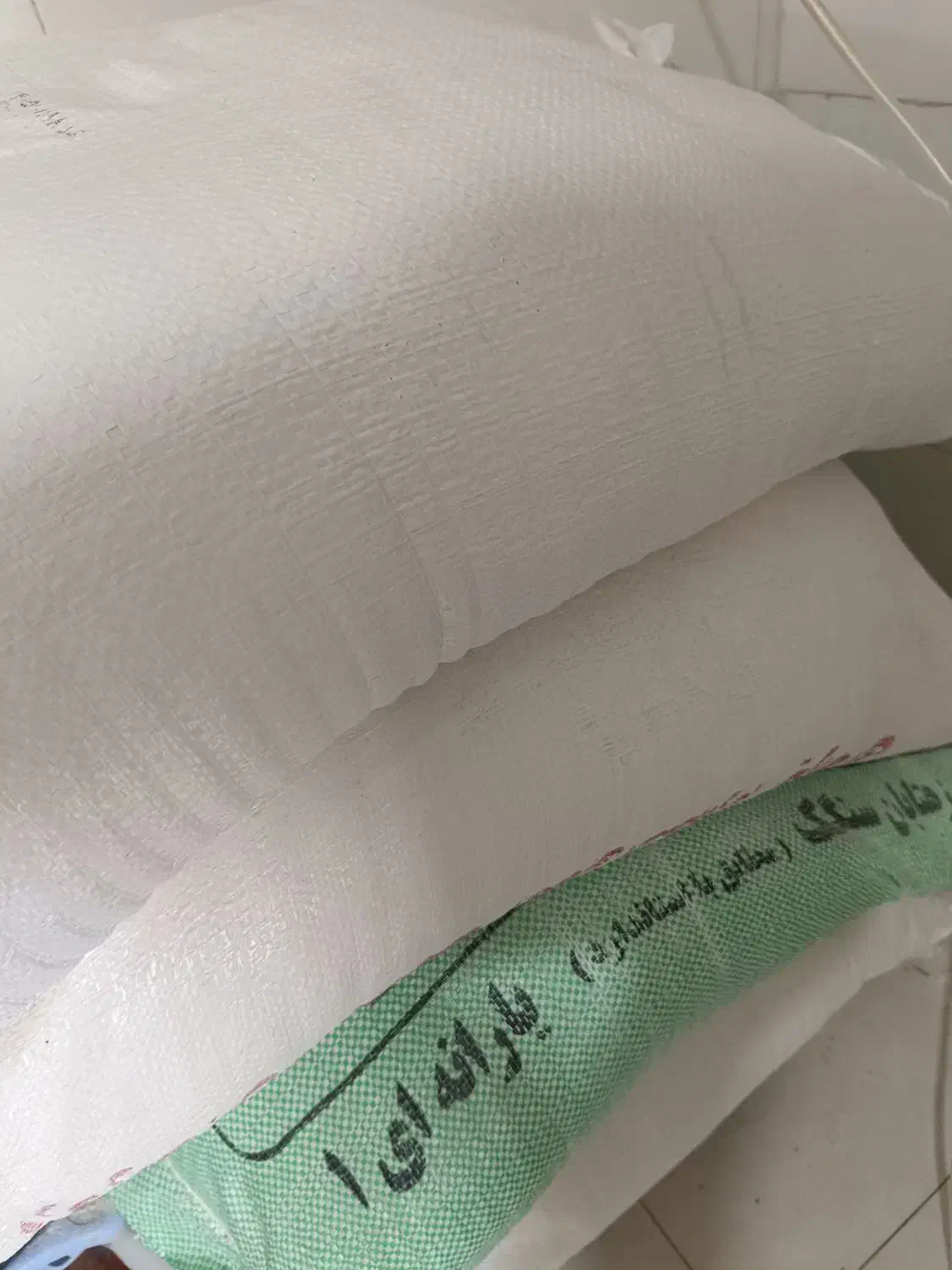 آرد|خوردنی و آشامیدنی|ماهیدشت, |دیوار