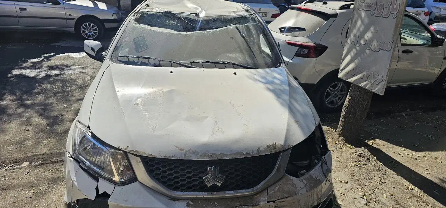 ساینا s مدل ۴۰۳ تحویل ۴۰۴تصادفی کم ضرب روشن حرکت|خودرو سواری و وانت|مشهد, شهرک مهر آباد|دیوار