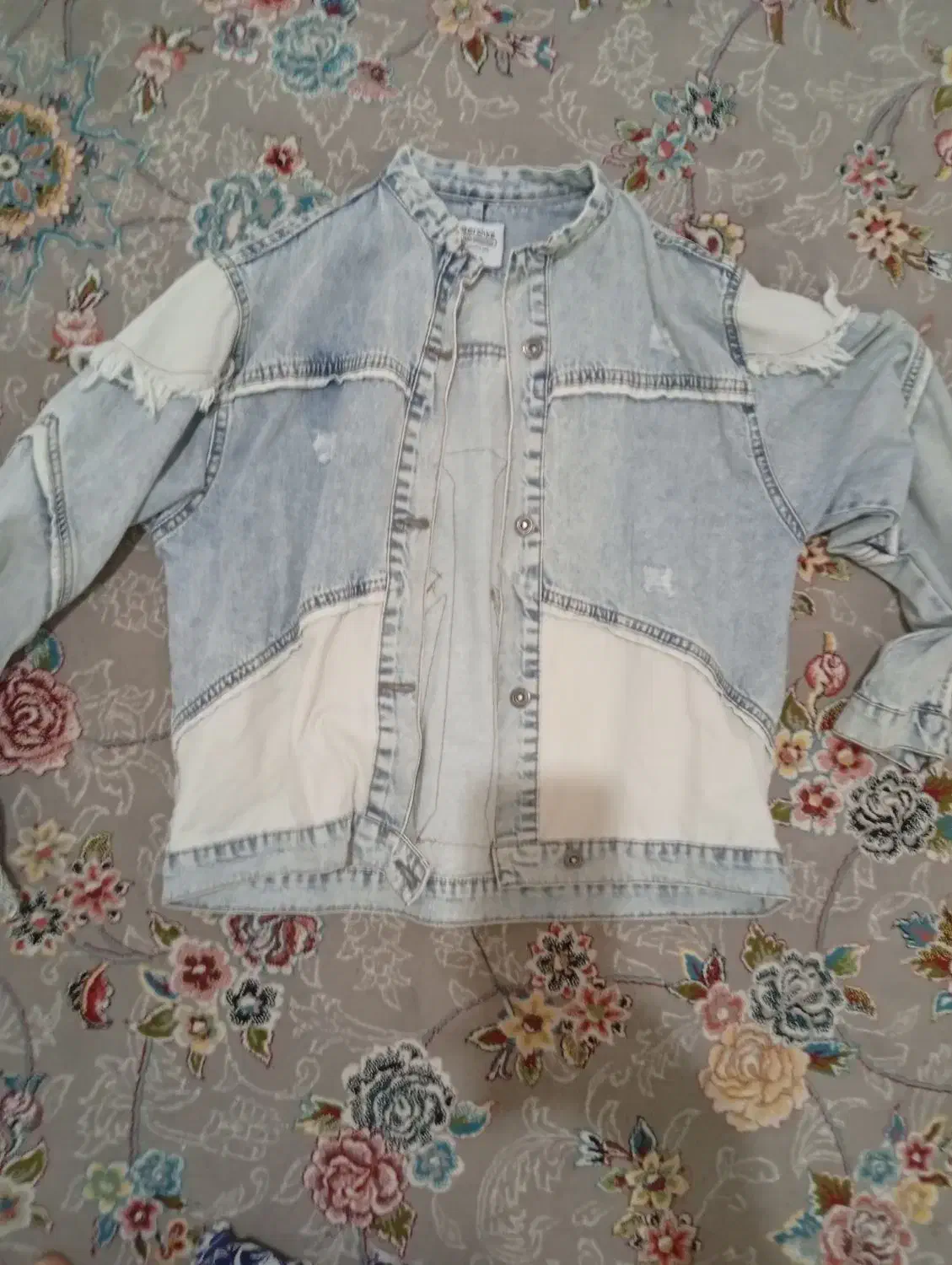 کت لی|لباس|تاکستان, |دیوار