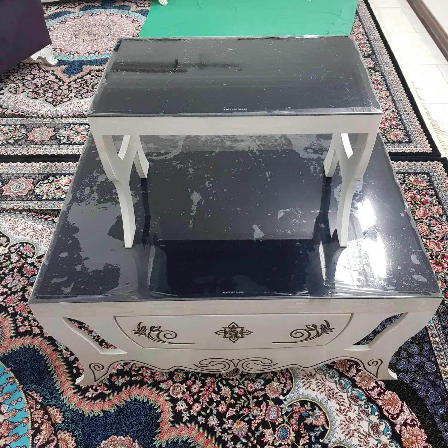 میز جلو مبلی با دوتا عسلی بدون خط خش در حد نو|مبلمان خانگی و میز عسلی|کاشان, فاز ۲ ناجی آباد|دیوار