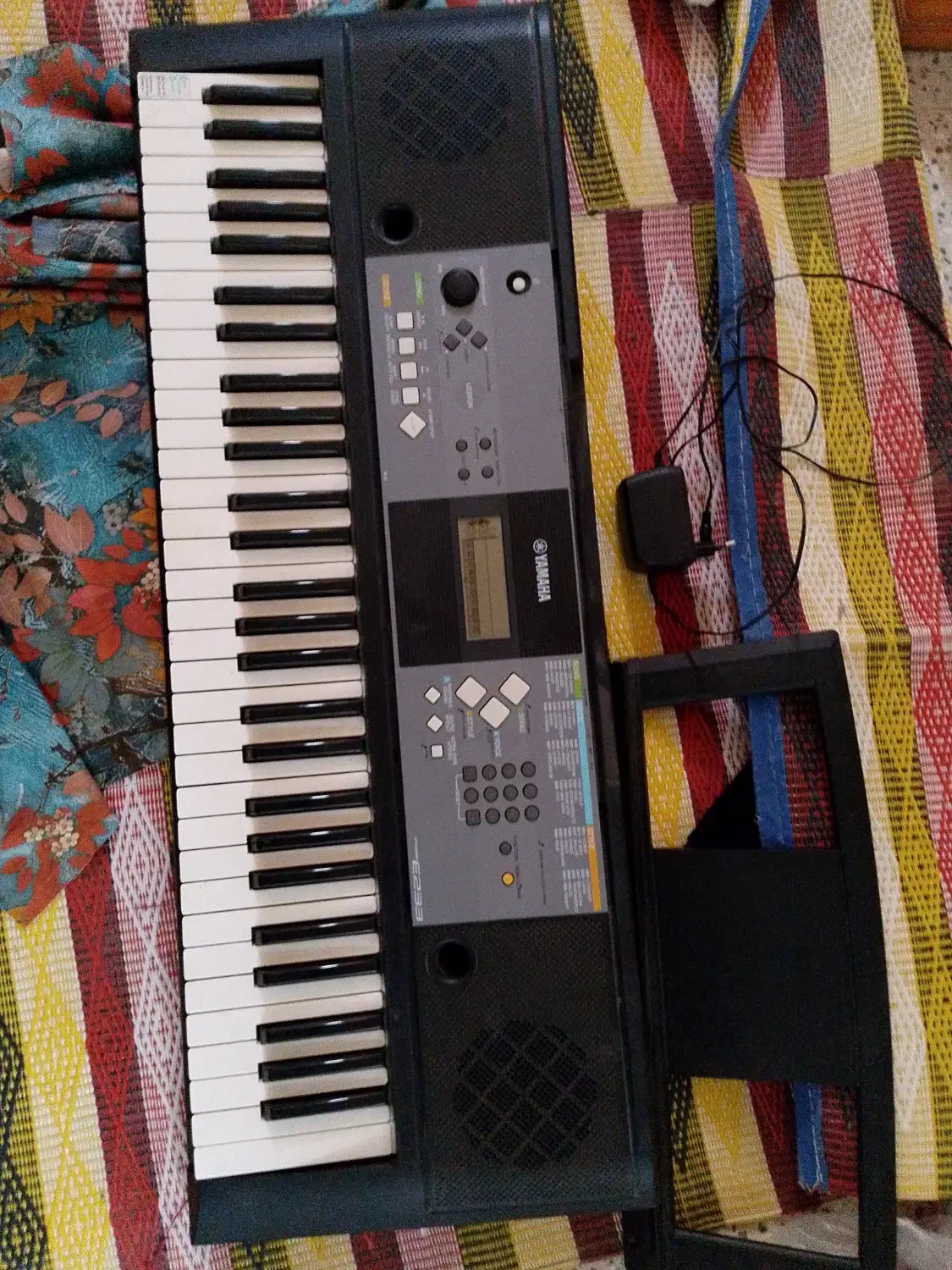 ارگ پیانوی یاماها E-233|پیانو، کیبورد، آکاردئون|دامغان, |دیوار