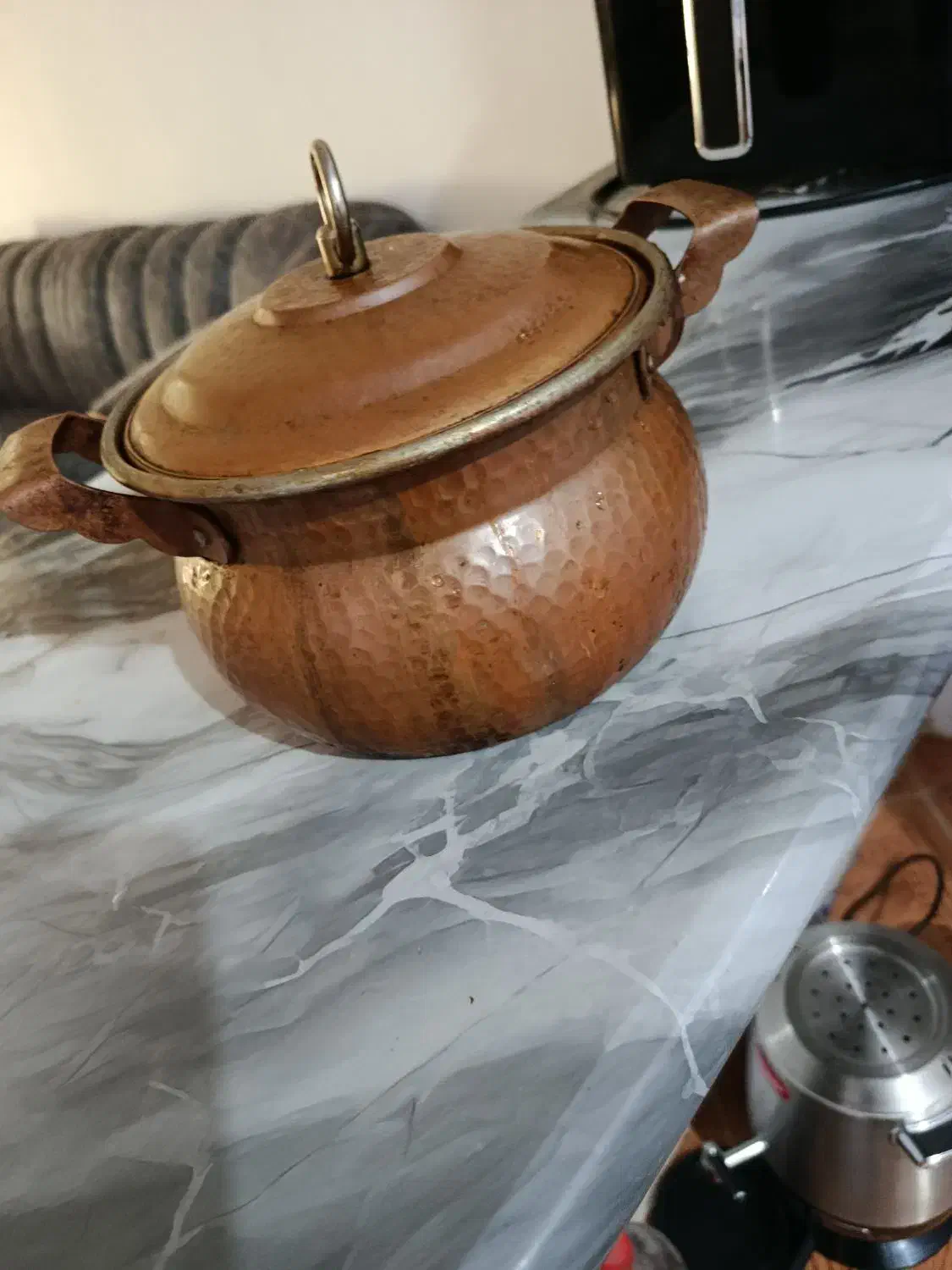 قابلمه مسی قدیمی|ظروف پخت‌وپز|قائم‌شهر, |دیوار