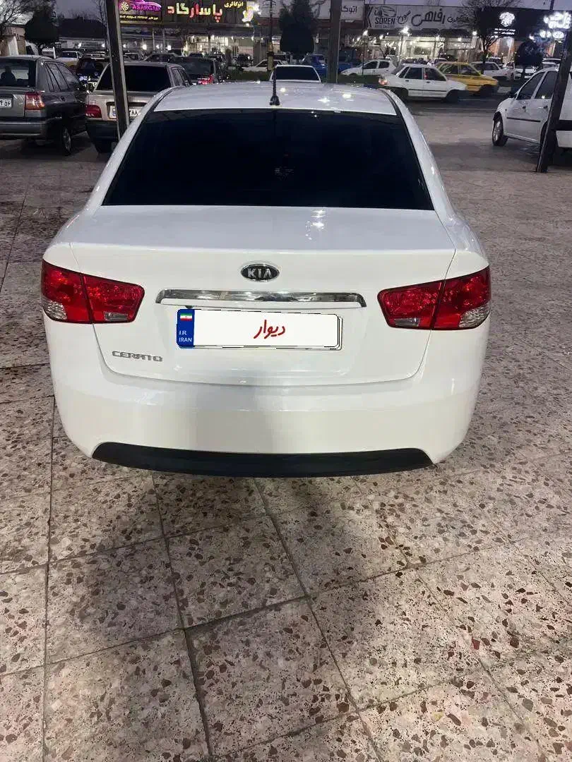 کیا سراتو|خودرو سواری و وانت|صومعه‌سرا, |دیوار