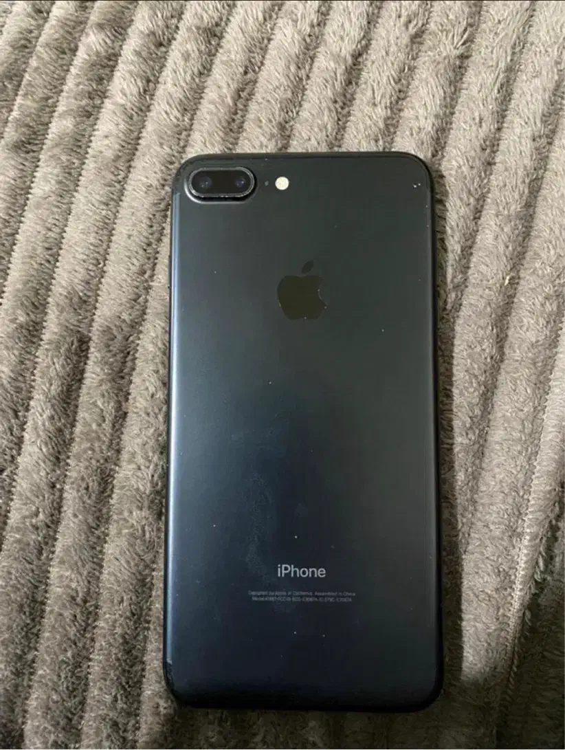 گوشی ایفون ۷ پلاس کاملا سالم|موبایل|اردبیل, |دیوار