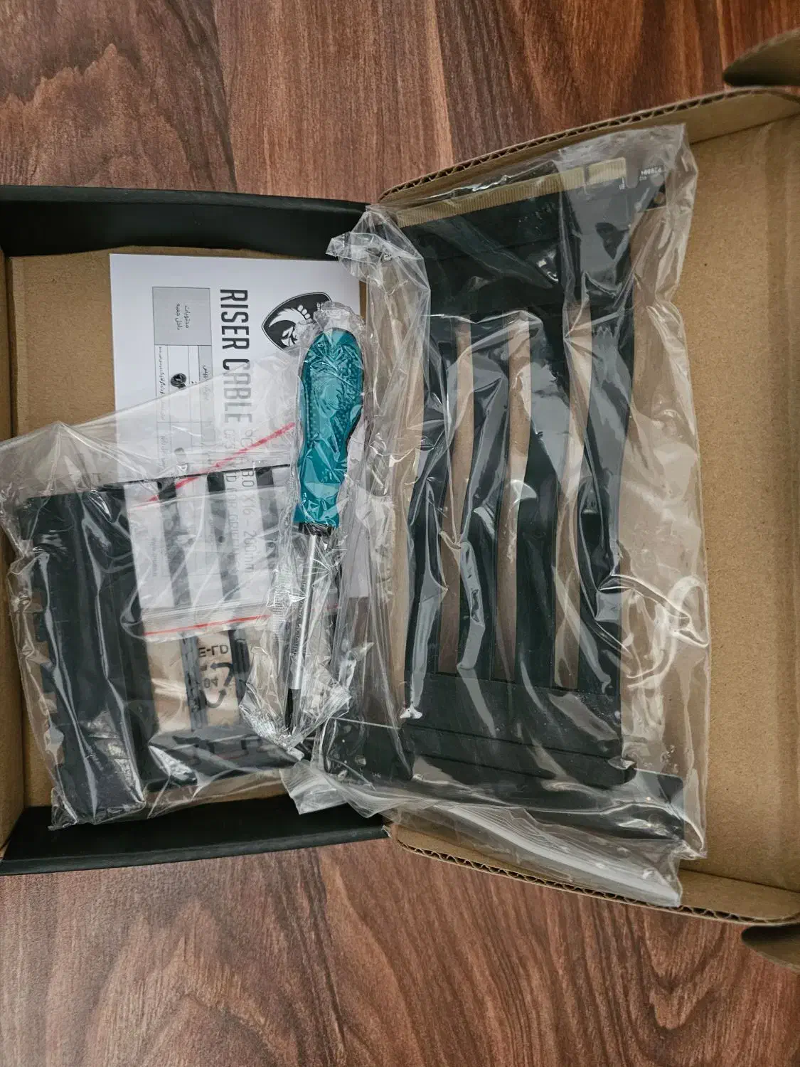 کابل ریزر گرین برای نصب گرافیک عمودی|قطعات و لوازم جانبی رایانه|تبریز, |دیوار