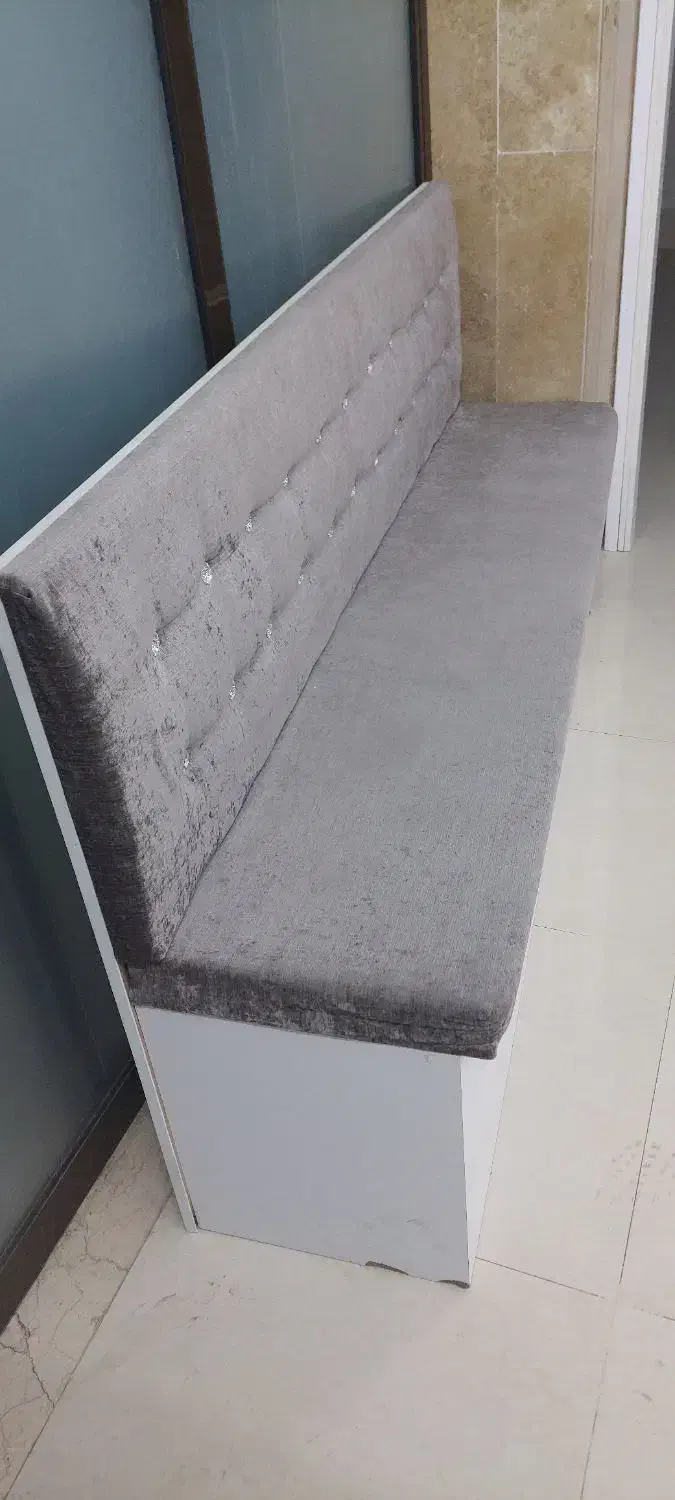 نیمکت مبلی در حد نو|صندلی و نیمکت|بادرود, |دیوار