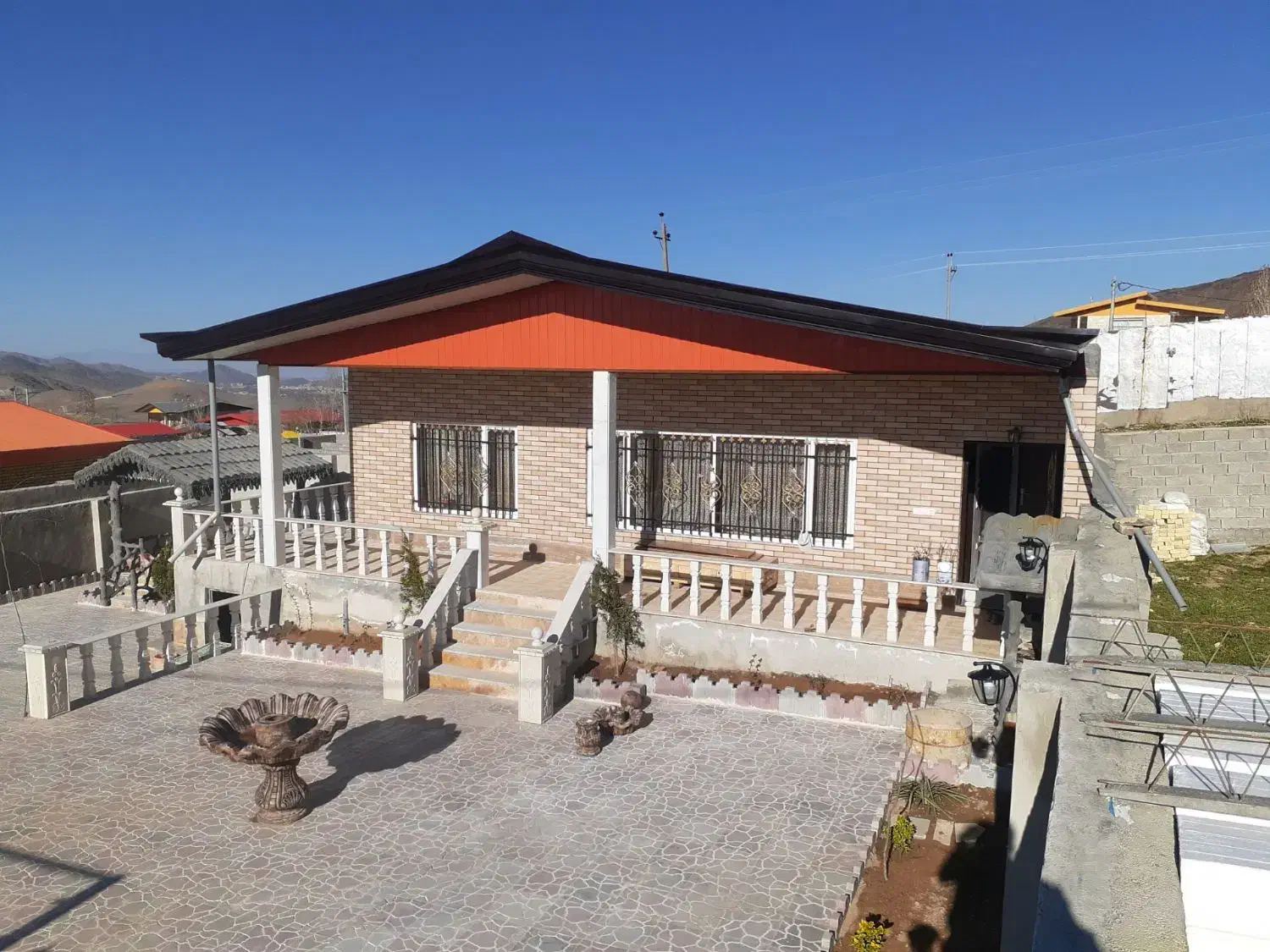 نصب شیروانی وسبک سازی|خدمات پیشه و مهارت|سربند, |دیوار