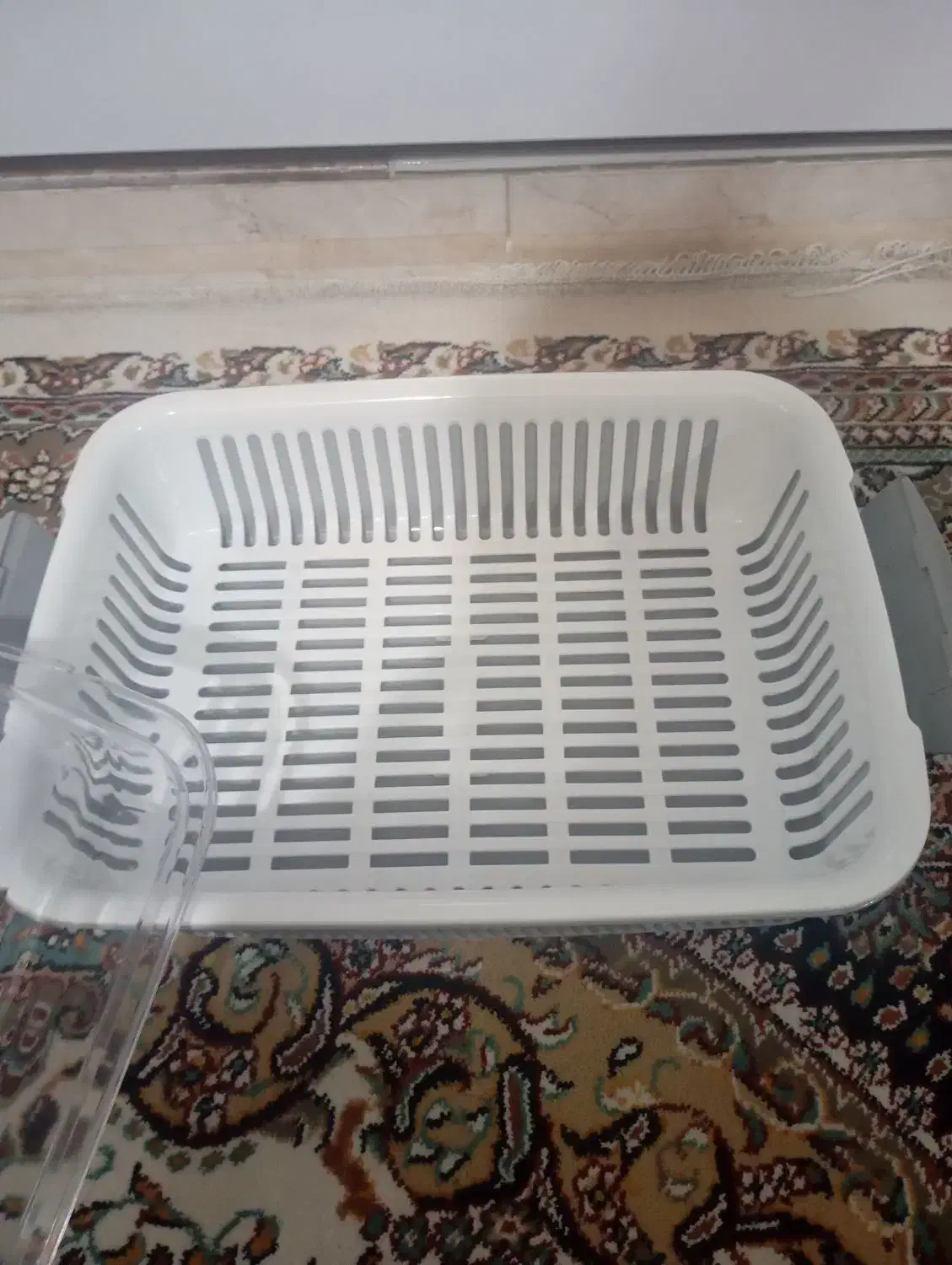 جانونی واستندلیوان|ظروف نگهدارنده، پلاستیکی، یک‌بارمصرف|دورود, |دیوار