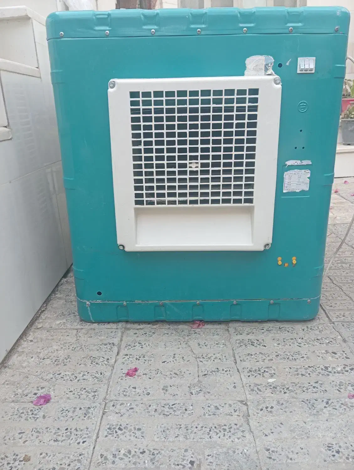 کلرابی|کولر آبی|گنبد کاووس, |دیوار