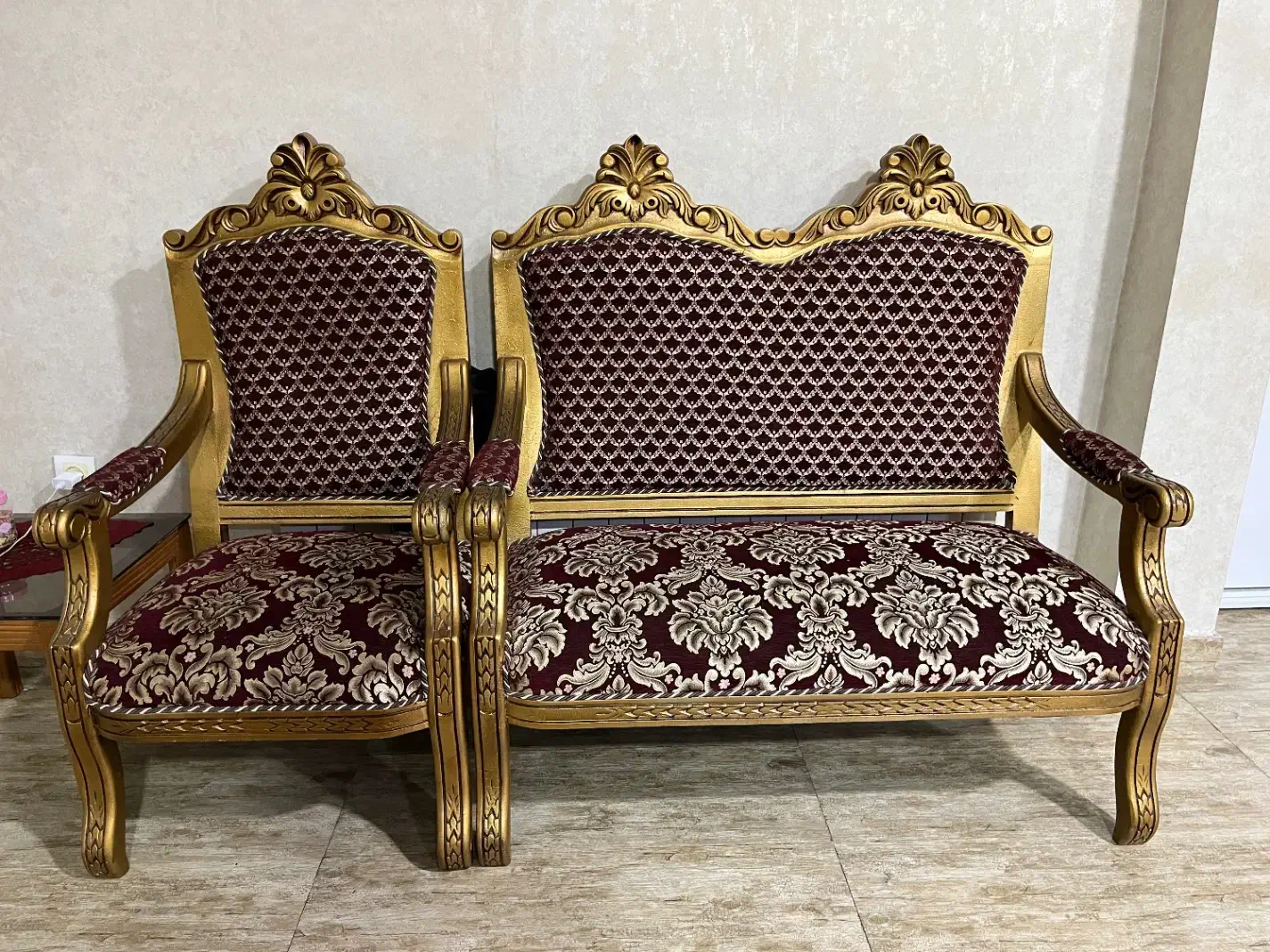 مبل سلطنتی|مبلمان خانگی و میز عسلی|رشت, توشیبا|دیوار