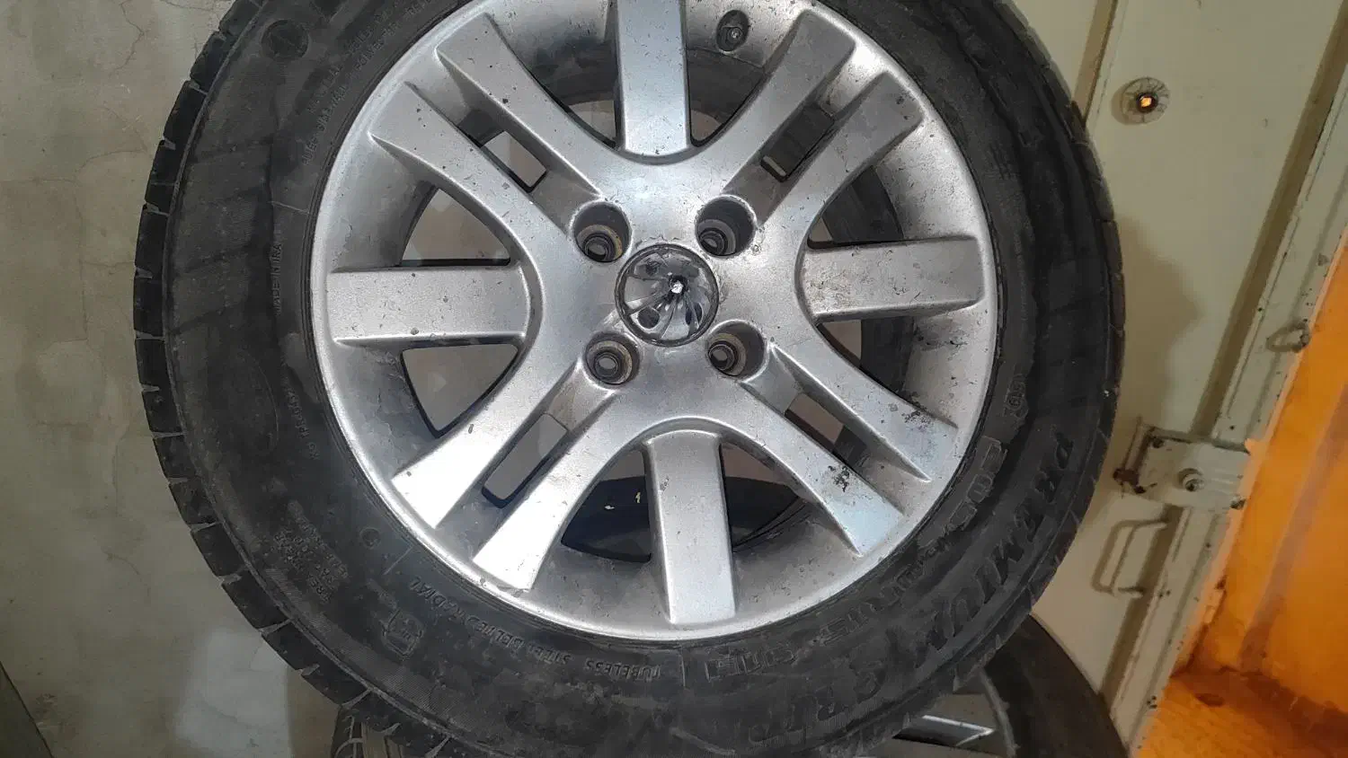 رینگ صلیبی تمیز|قطعات یدکی و لوازم جانبی|سمیرم, |دیوار