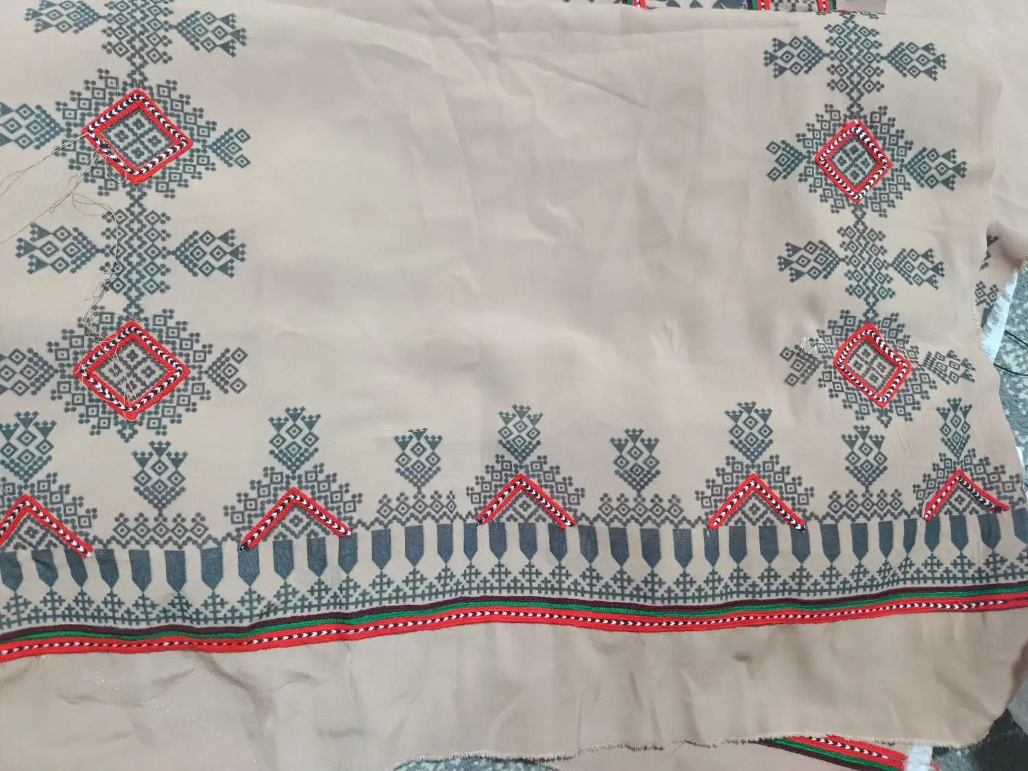 لباس بلوچی|لباس|چابهار, |دیوار