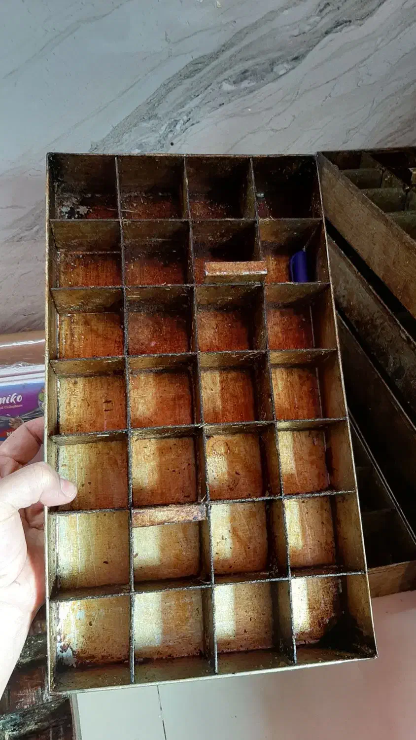 قالب کیک ۵ در ۵ هستش که نمی‌چسبه|ظروف پخت‌وپز|اردکان, |دیوار