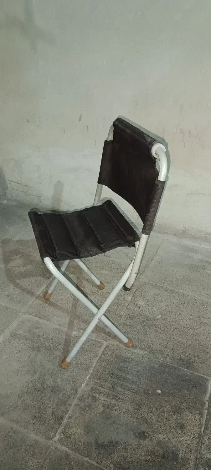 صندلی تاشو بسیار سبک و کم جا|صندلی و نیمکت|پاکدشت, پاکدشت (مامازند)|دیوار