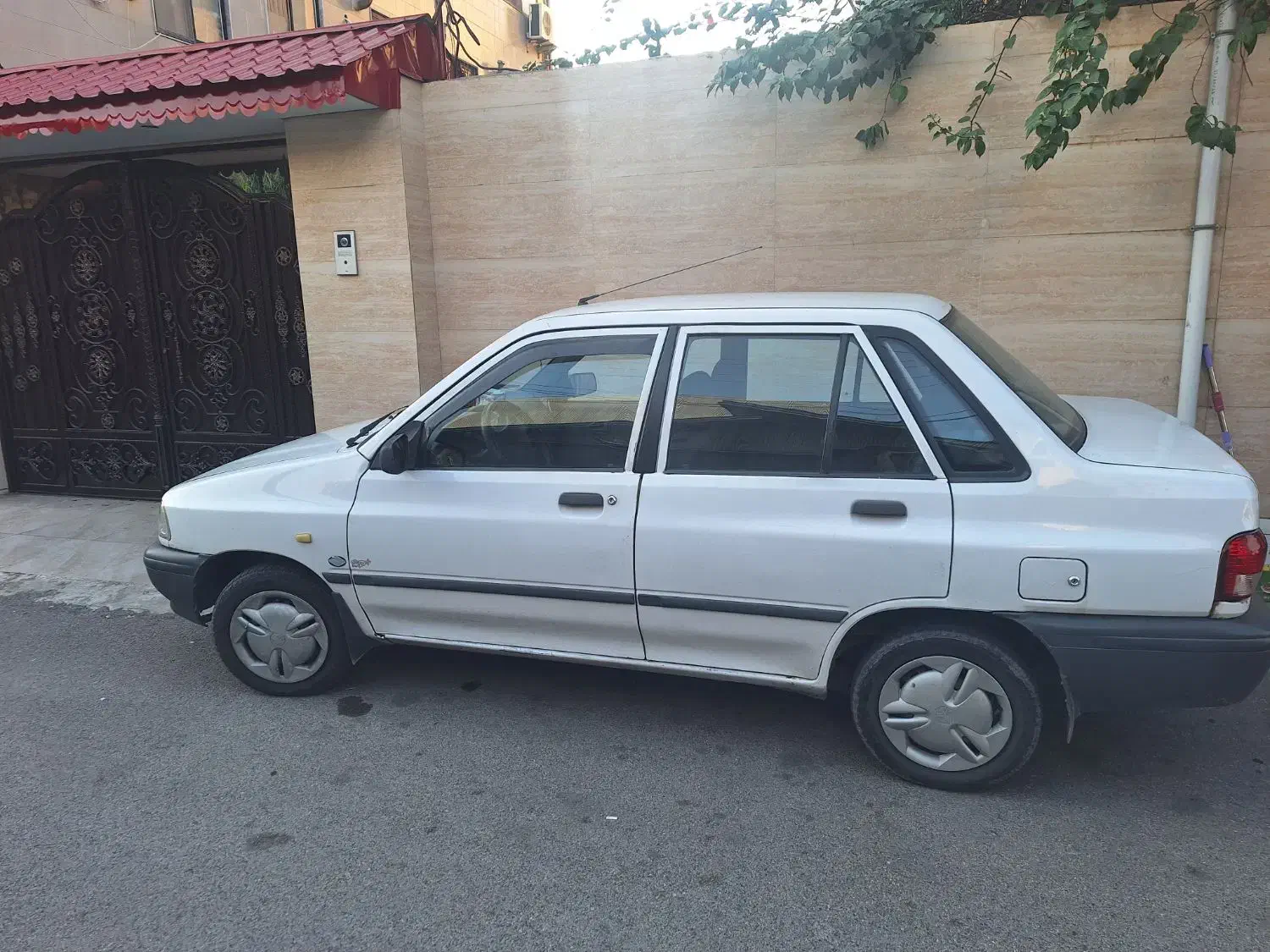 پراید مدل ۹۰ دوگانه کارخانه|خودرو سواری و وانت|بندر انزلی, نیمه شعبان|دیوار