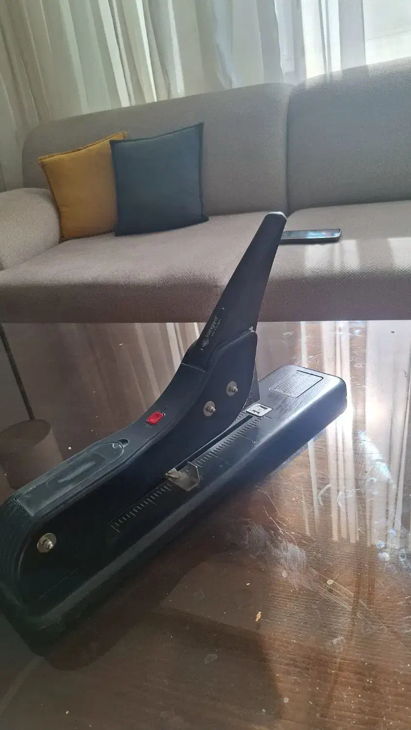 منگنه وسط زن کانگرو مدل Kangaro HD-23L24 FL|لوازم التحریر|مشهد, حسابی جنوبی (شهرک غرب)|دیوار