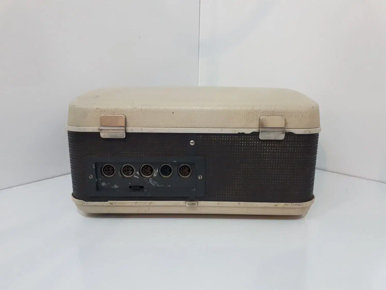 ریل گروندیگ|کلکسیون اشیاء عتیقه|تهران, گیشا|دیوار