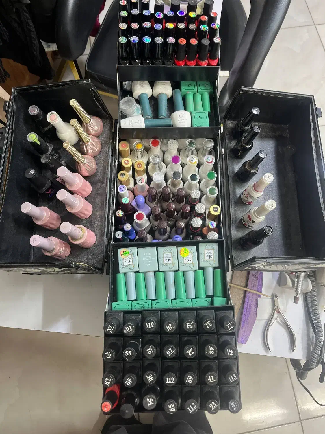 فروش لاک ژل زیر قیمت|آرایشی، بهداشتی، درمانی|اصفهان, ملک‌شهر|دیوار