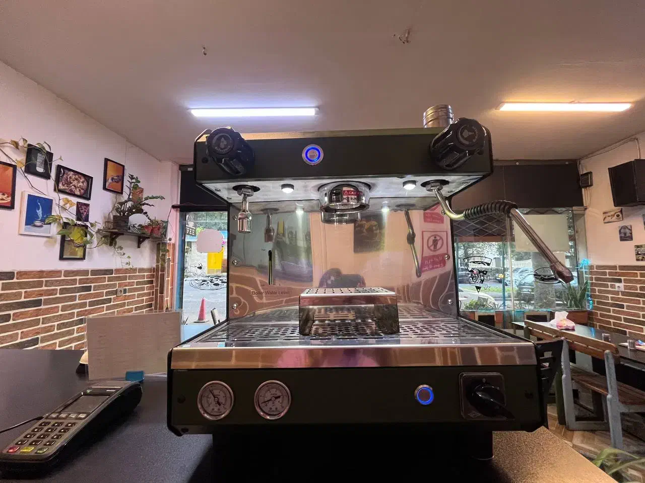 اسپرسوساز رفرنس|سماور، چایساز، قهوهساز|رشت, چله خانه|دیوار