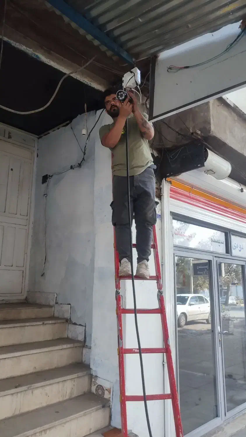 فروش، نصب، اجرا، سرویس دوربین و دزدگیر|دوربین مداربسته|کوهدشت, |دیوار