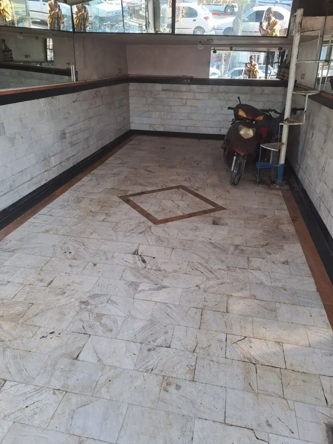 مغازه 35 متری بر خیابان اصلی|اجارهٔ مغازه و غرفه|اردبیل, |دیوار