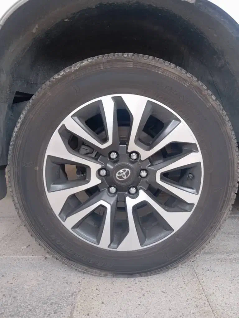 فروش چند عدد لاستیک خودرو|قطعات یدکی و لوازم جانبی|قشم, |دیوار