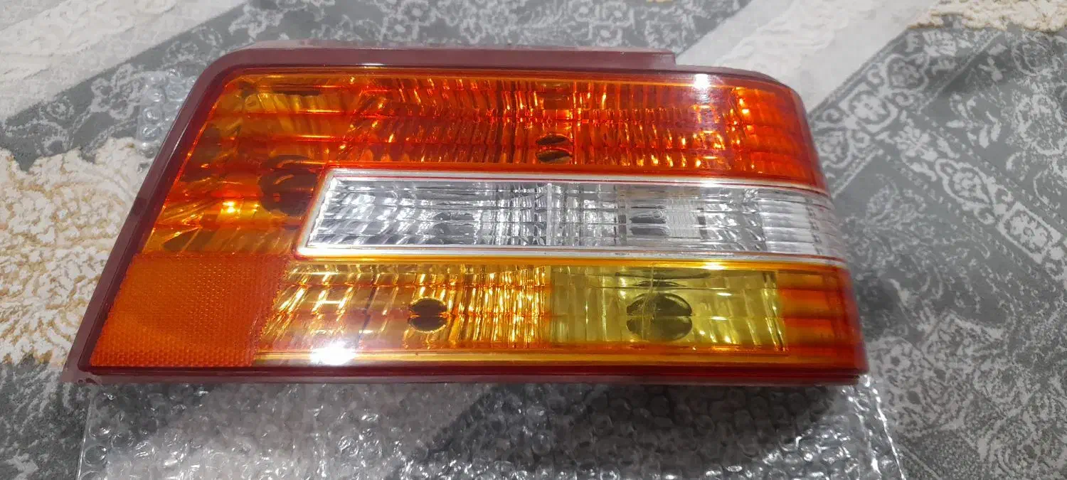 دو عدد چراغ ماشین ۴۰۵ SLX چراغ جلو و عقب|قطعات یدکی و لوازم جانبی|مسجد سلیمان, |دیوار