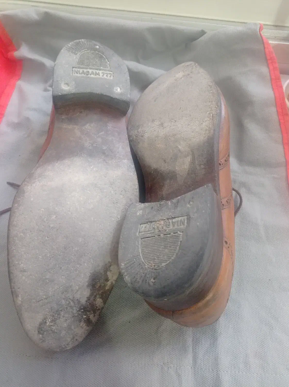 کفش اصل چرم تبریز سایز 42/ دو جفت|کیف، کفش، کمربند|تهران, امیریه|دیوار