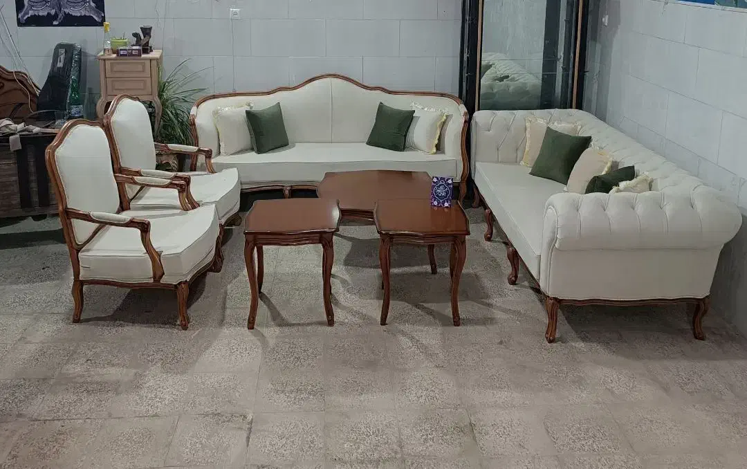 مدل فرانسوی  چستر دار  همین رنگ و پارچه نو نو|مبلمان خانگی و میز عسلی|تویسرکان, |دیوار