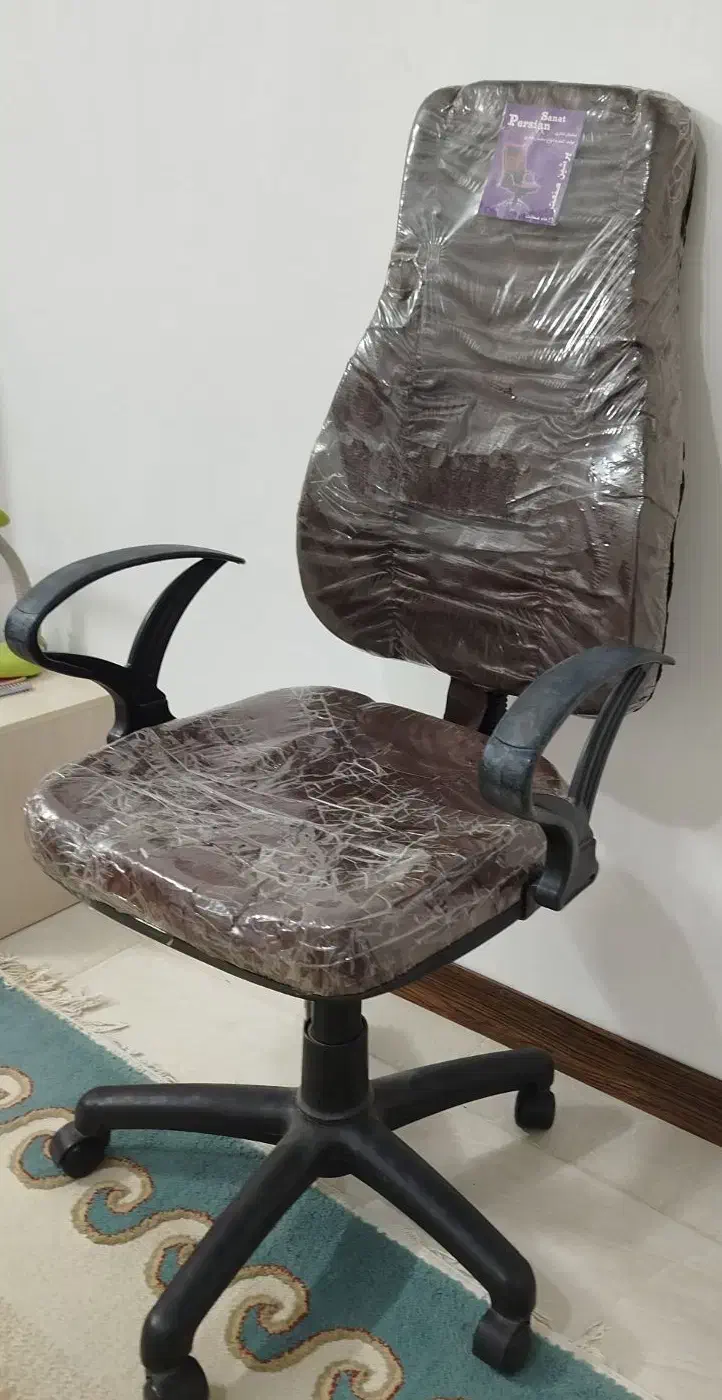 صندلی|صندلی و نیمکت|زاهدان, |دیوار