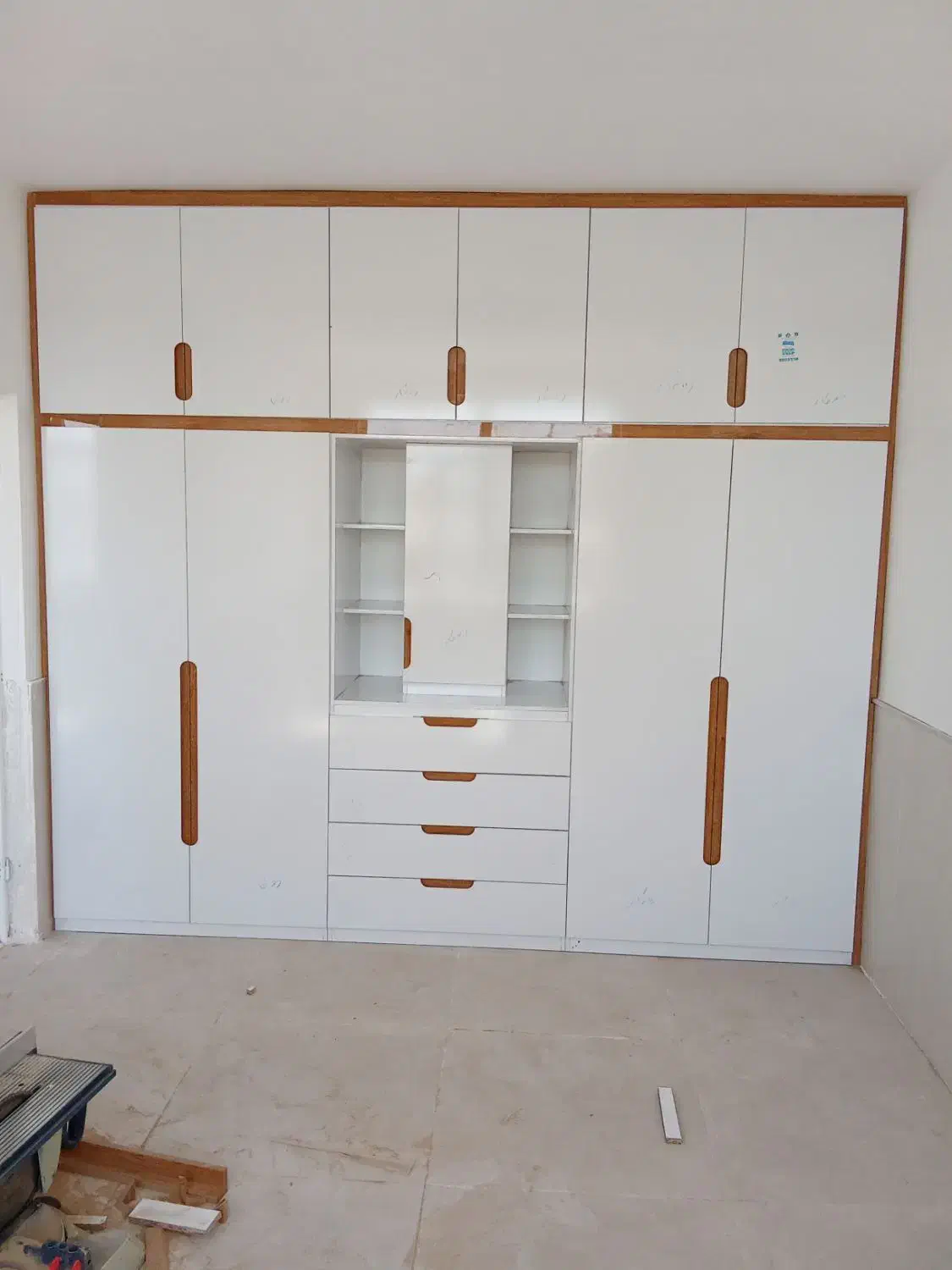 تعمیرات کابینت کمد دیواری میز و صندلی|خدمات پیشه و مهارت|نیشابور, شهید بهشتی|دیوار