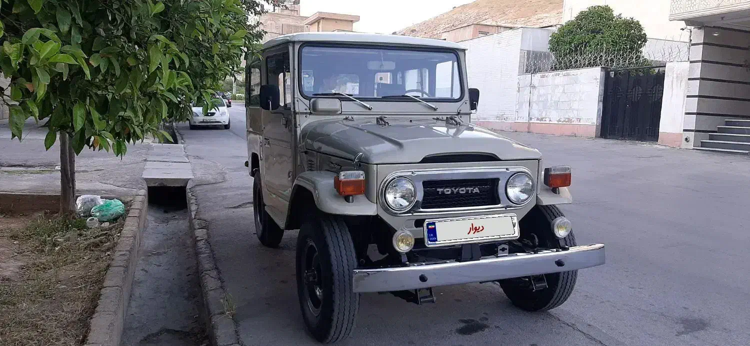 تویوتا لندکروزر کالسکه(جیپ تویوتا) درجه یک شخصی|خودرو سواری و وانت|شیراز, دلجو|دیوار