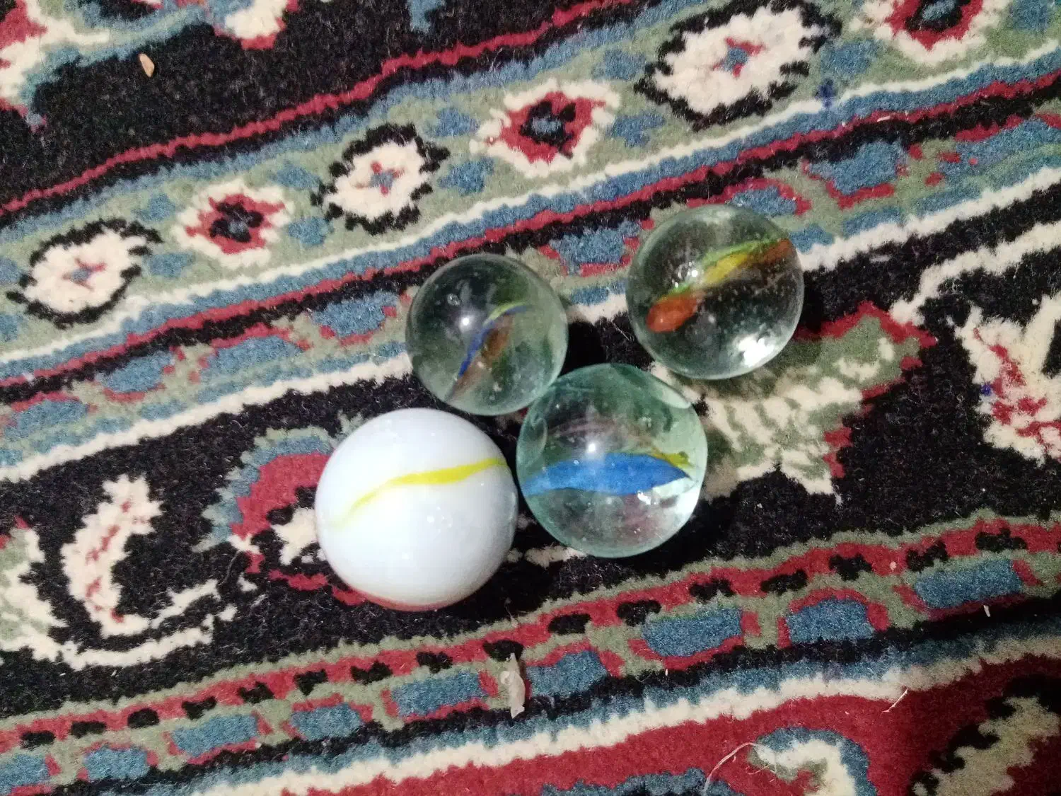 تیله|اسباب‌‌بازی|زرند, |دیوار